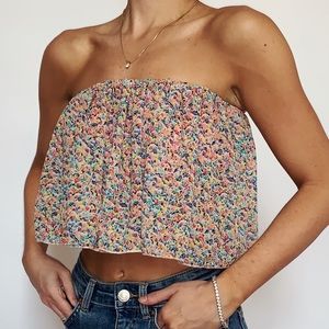 Flower Strapless Flowy Crop Top